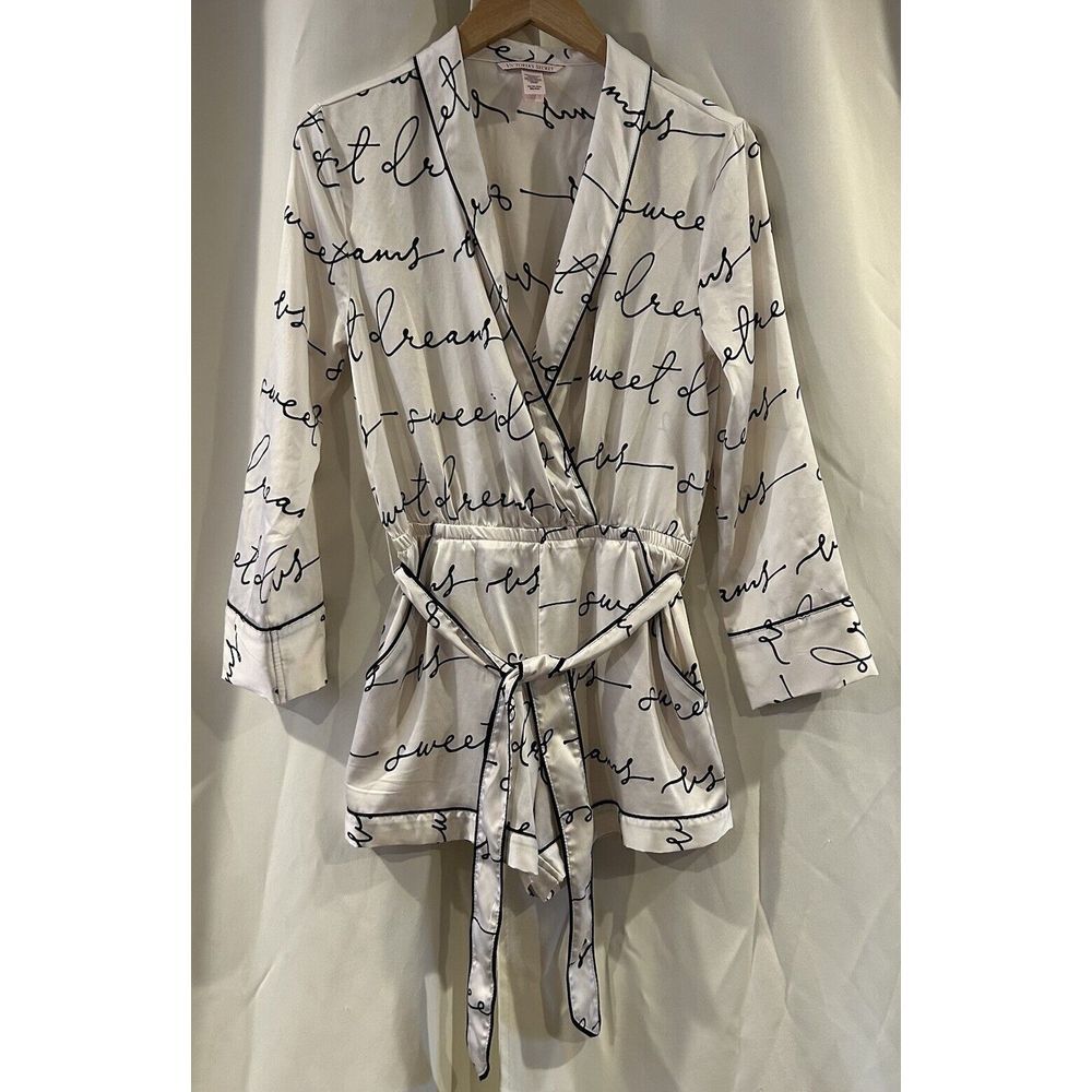 Victoria's Secrets Signature Stripe Logo Pajama‎ Sleep Romper Beige Size XS